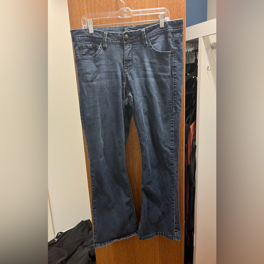 Woman’s Bootcut Jeans